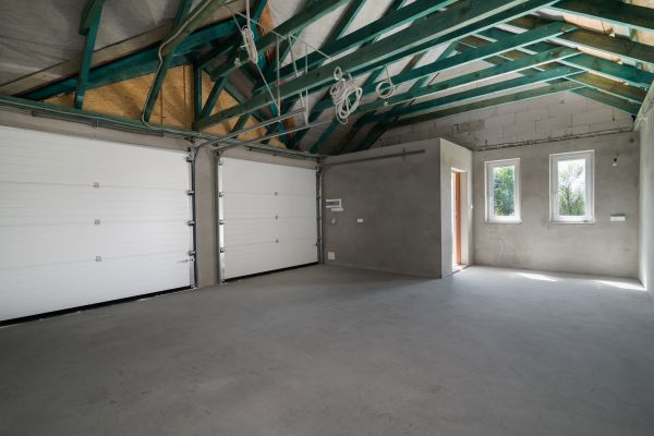 Garage Floor Concrete Repair in Oroville
