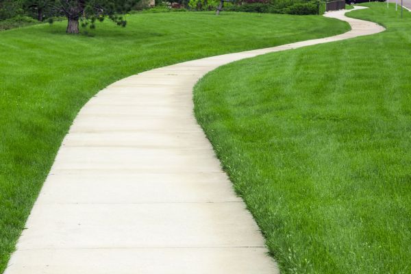 Cost of Cracked Sidewalk Repair in Oroville