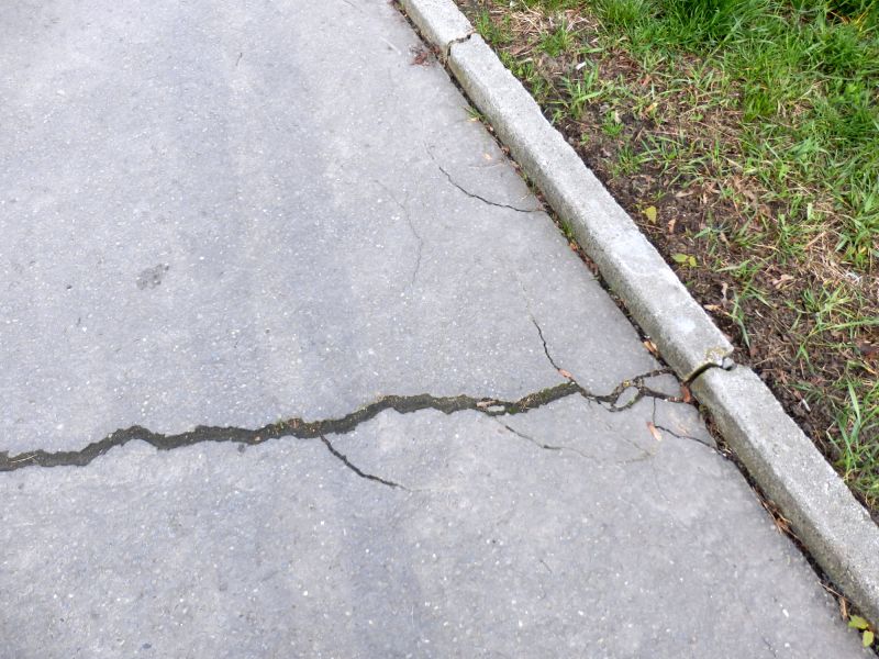 Sidewalk Curb Repair